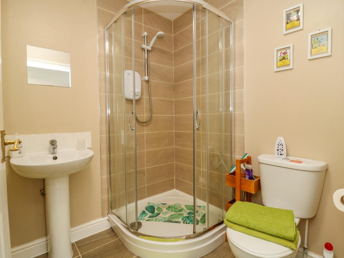 1 Pines Farm Cottages Ulleskelf エクステリア 写真